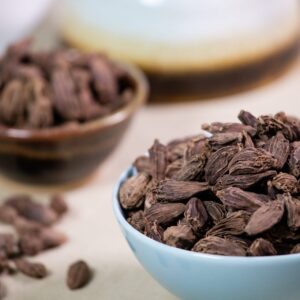 Black Cardamom/Badi Elaichi